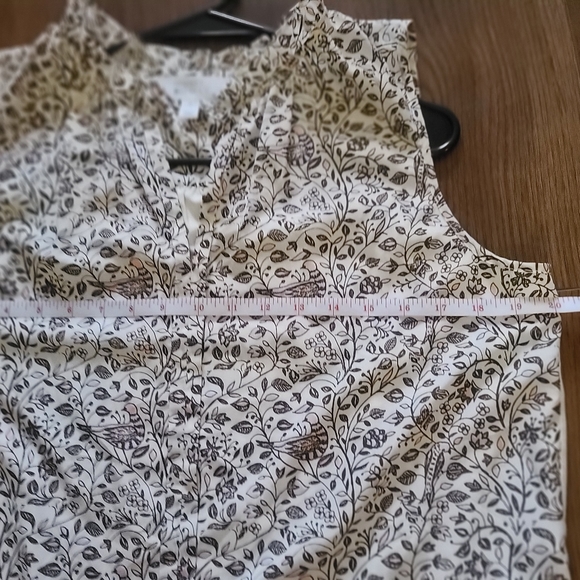 Market &spruce sleeveless top Large - Picture 8 of 8